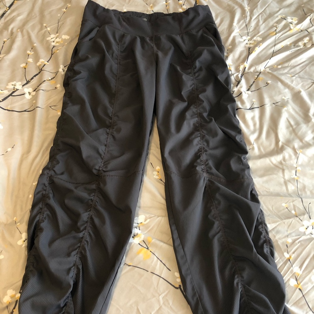 Denver Hayes track pants